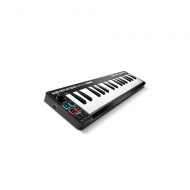M-Audio Keystation Mini 32 Mk3 Angle