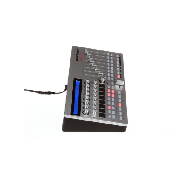 Novation Zero SL MKII Side