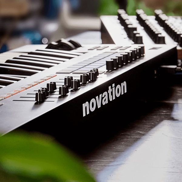 Novation Launchkey 61 MK3 Fader