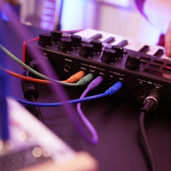AKAI MPK Mini Plus CV