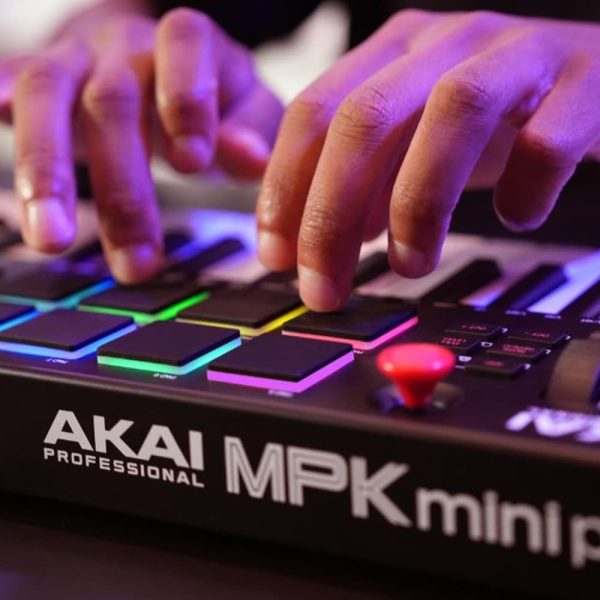 AKAI MPK Mini Plus Pad