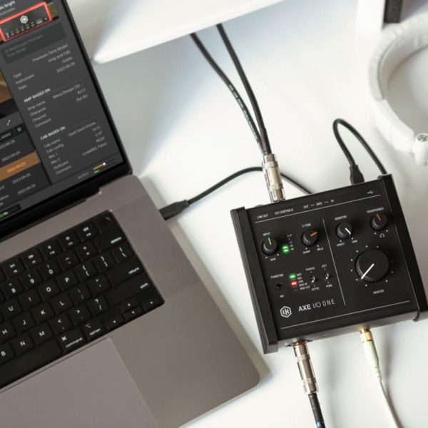 iK Multimedia AXE IO ONE In Use
