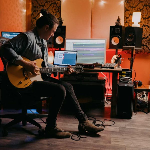 Focusrite Scarlett 8i6 G3 Guitar