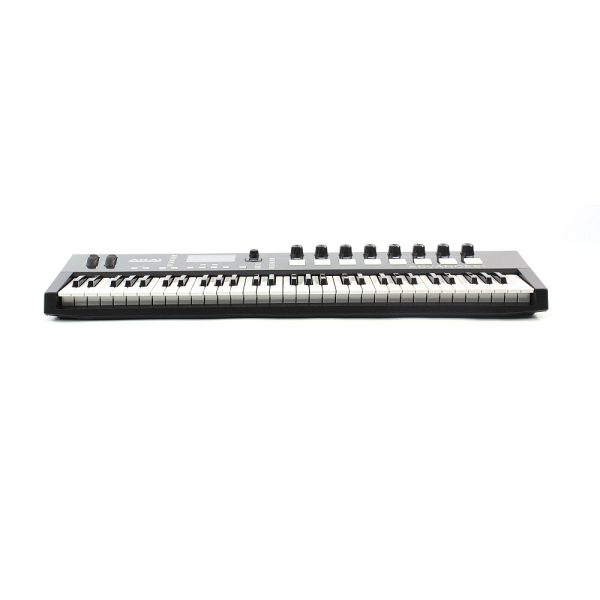 AKAI ADVANCE 61 Front
