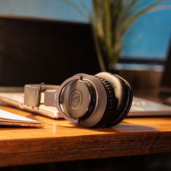 Audio-Technica ATH-M20xBT Hero
