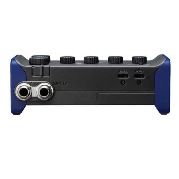 ZOOM AMS-44 Back
