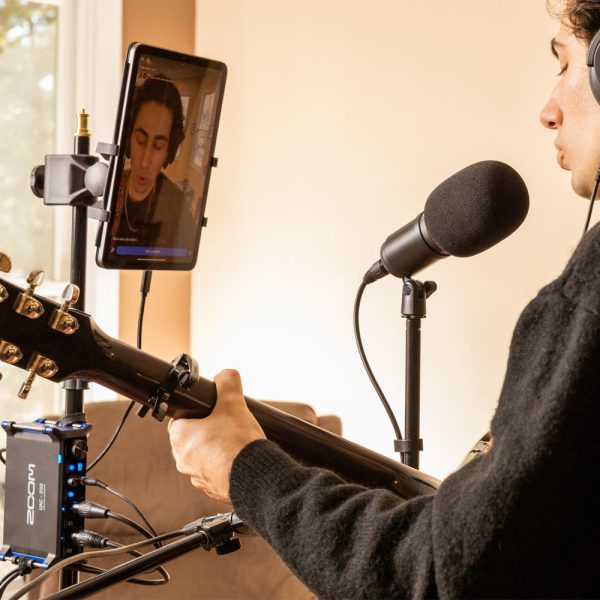 ZOOM UAC-232 Live