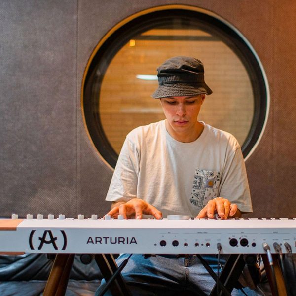Arturia AstroLab Action