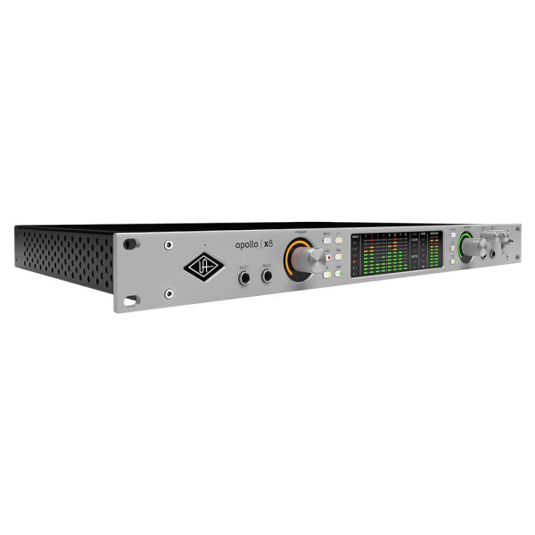 Universal Audio Apollo x8 Gen2 Essentials Angle