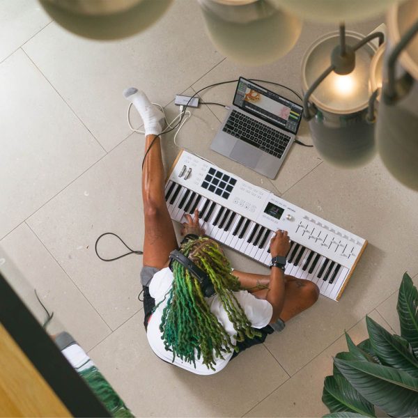 Arturia KeyLab 61 MK3 White In Use