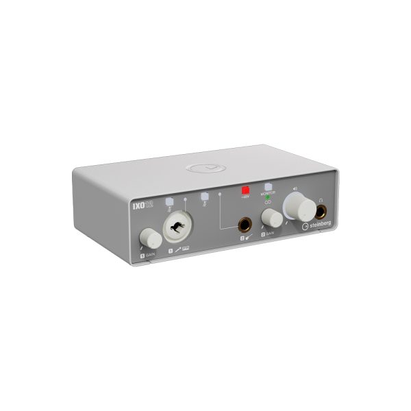 Steinberg IXO12 White Angle