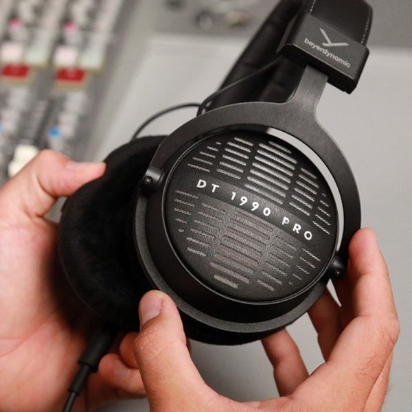 Beyerdynamic DT 1990 Pro MK2 In Hand