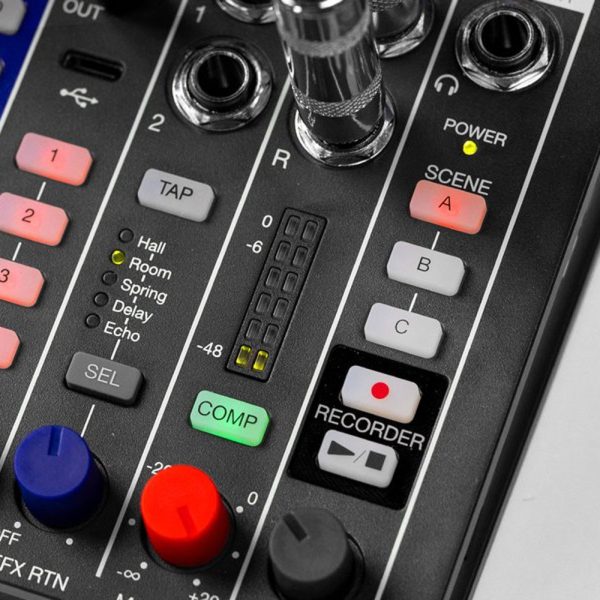 Zoom LiveTrack L6 Detail