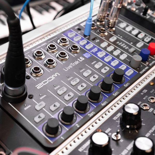 Zoom LiveTrack L6 In Use