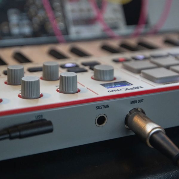 AKAI-MPK-Mini-IV-Gray-MIDI AKAI MPK Mini IV Gray MIDI