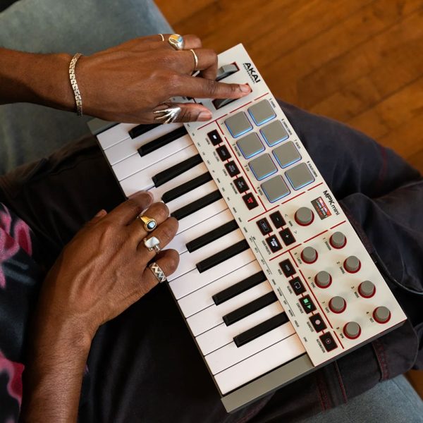 AKAI-MPK-Mini-IV-Gray-Pitch AKAI MPK Mini IV Gray Pitch