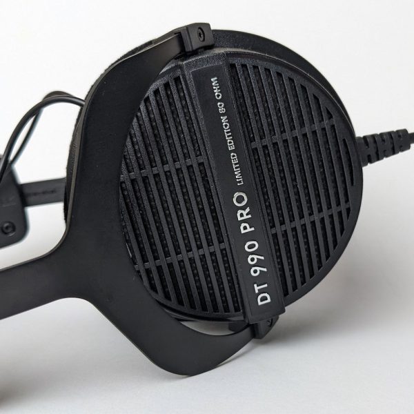 beyerdynamic DT 990 Pro Limited Edition 80 Ohm Detail