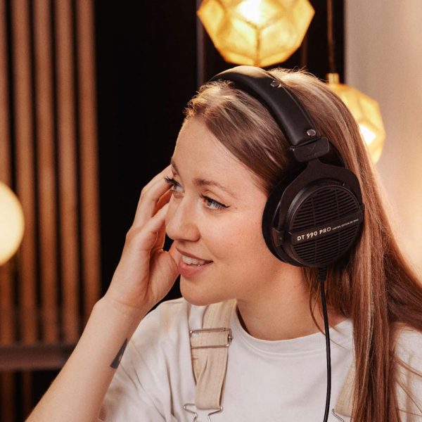 beyerdynamic DT 990 Pro Limited Edition 80 Ohm Head