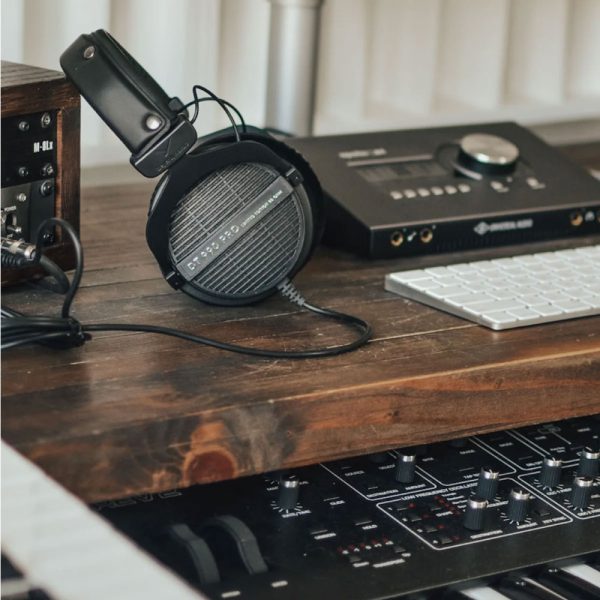 beyerdynamic DT 990 Pro Limited Edition 80 Ohm Studio