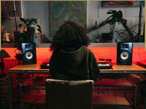 Big-Speaker-Monitor