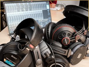 Headphone-Article